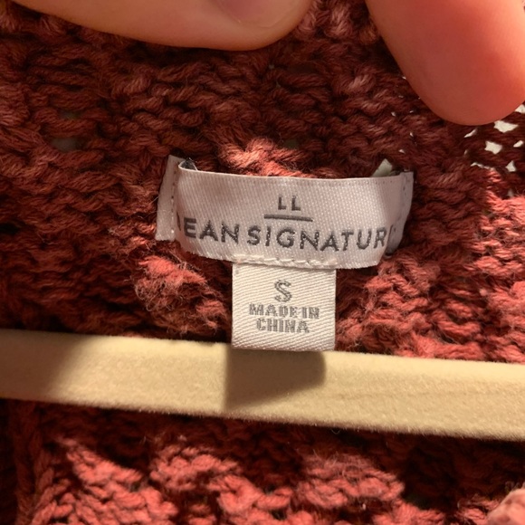 LL Bean signature cable knit sweater - Picture 4 of 4